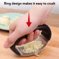 Garlic Press, Manual Garlic Press Rocker with Handle, Stainless Steel Garlic Crusher Masher, Ginger Garlic Chopper Kitchen Gadget Tool Garlic Cutter, Hand Press Tool for Garlic Paste. 