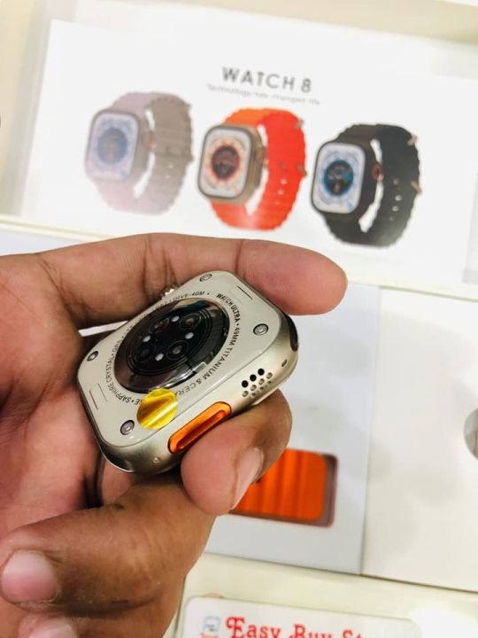 S8%20Ultra%20Max%20Series%208%20Smart%20Watch%20-%20Latest%20Model%20-%20Wireless%20Charging%20-%20Image%203