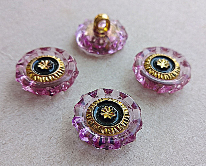 4-Pieces%20Fancy%20Glass-Plastic%20Attractive%20Purple%20Buttons%20%7C%20Fancy%20Buttons%20for%20Men/Women%20Kurta,%20Kurti%20%7C%20Ladies%20and%20Gents%20Suit,%20Coat,%20Shirt%20Buttons%20%7C%20Fancy%20Buttons%20-%20Image%204