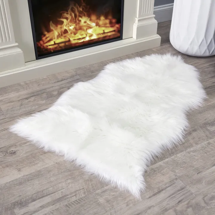 Faux%20Sheepskin%20Rug%20Ivory%20White%20Sheep%20Foot%20Door%20Mat%20Rug%202ft%20x%203ft%20-%20Image%202