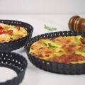 4 Pack Quiche Tart Pan,5 Inch Round Perforated Pizza Baking Tray Non-Stick Tart Tin with Holes for Cakes,Pies,Quiches. 