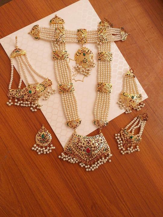 Indian%20Bridal%20Set%20-%20Image%203