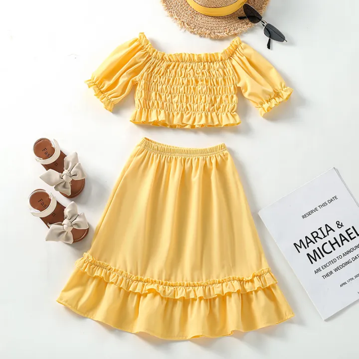 Little%20Girls%20Two-Piece%20Outfits,%20Solid%20Color%20Short%20Sleeve%20Off%20Shoulder%20Pleated%20Crop%20Tops%20+%20Ruffles%20Long%20Skirt%20-%20Image%203