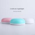Nillkin Qi Wireless Night Light Energy-saving bedside lamp dream table lamp Can be placed in the wireless charging and plugged in the Micro data line to shine. 
