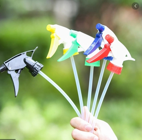 Plastic%20Spray%20Shower%20Head%20Bottle%20-%20Image%203