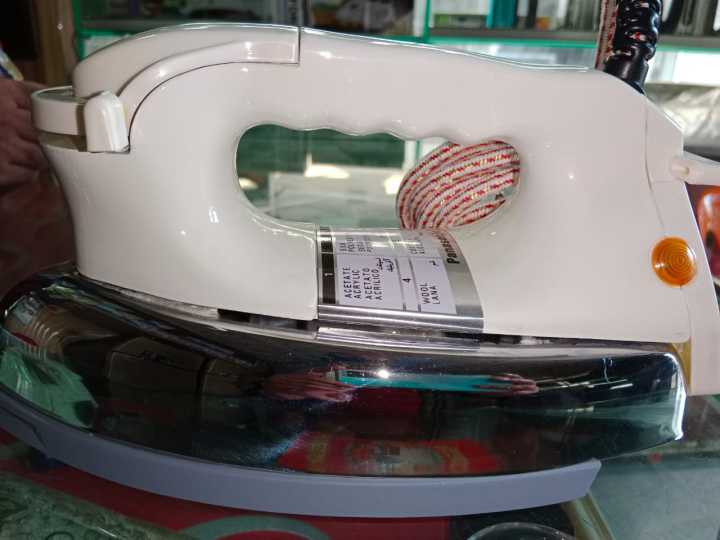 Original%20Iron_Panasonic%20NI-22AWT%20Automatic%20Cloth%20Iron%20-%20Image%209