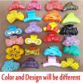 Pack 0f 6 Medium Size Plastic Hair Catcher Multi Color. 