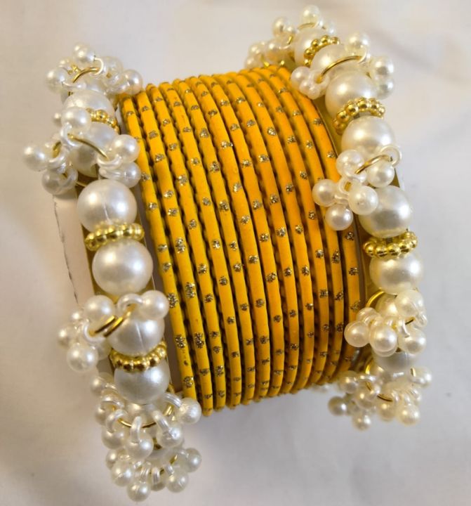 Trendy%20metal%20bangles%20set%20with%20pearl%20bangles%20golden%20dotted%20pearl%20bangles%20set%20bangles%20for%20girls%20in%20all%20sizes%20and%20colors%20gajra%20bangles%20-%20Image%207
