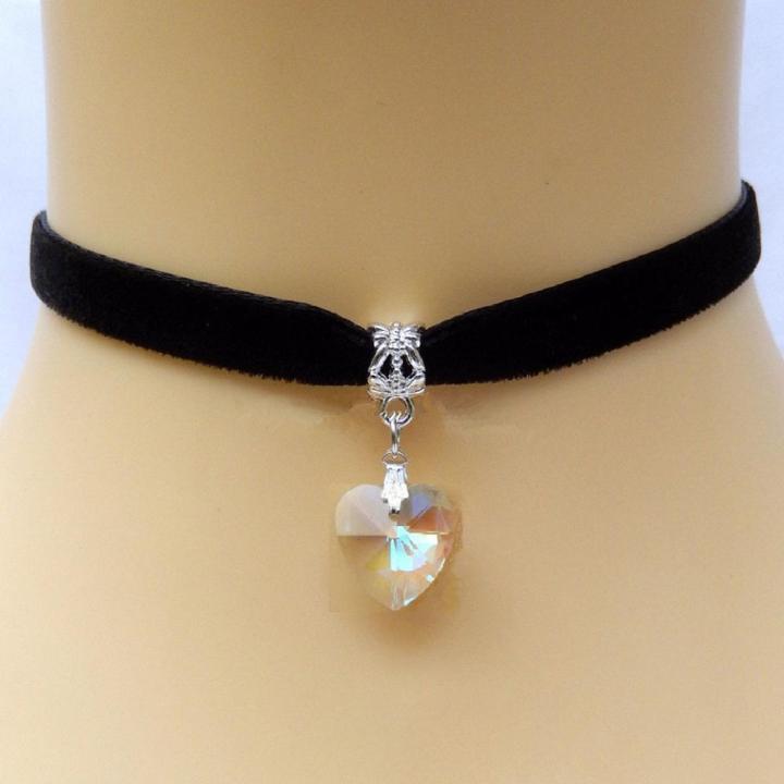Velvet Choker Necklace Fine Workmanship Heart Pendant Choker Necklace Adjustable Black Collar Necklaces