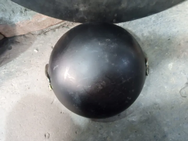 PURE%20HAND%20MADE%20BLACK%20IRON%20KARAHI%20WITH%20GOLEN%20HANDLE%20HEAVY%20WEIGHT%20TOTALLY%20HAND%20MADE%20LIFETIME%20USEING%20BEST%20FOR%20MAKING%20SHANWARI%20KARAHI%20MUTTON%20KARAHI%20%20CHICKEN%20KARAHI%20%20FRYING%20SAMOSA%20FISH%20AND%20MANY%20MORE%20ITEMS%20-%20Image%208