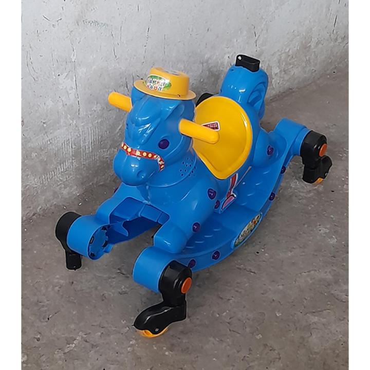 Plastic riding horse online