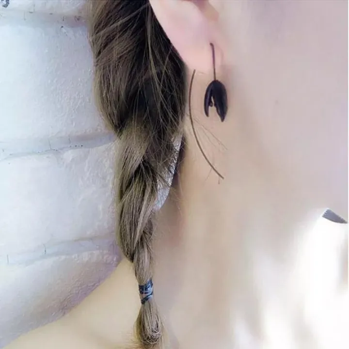 Black%20Flower%20Drop%20Dangle%20Earrings%20for%20Women%20Long%20Korean%20Earrings%20Fashion%20Jewelry%20-%20Image%204