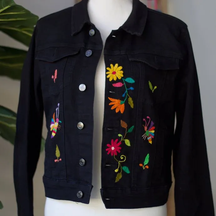 Chic & Cozy: Women’s Printed Denim Jacket for Cold Days | Daraz.pk