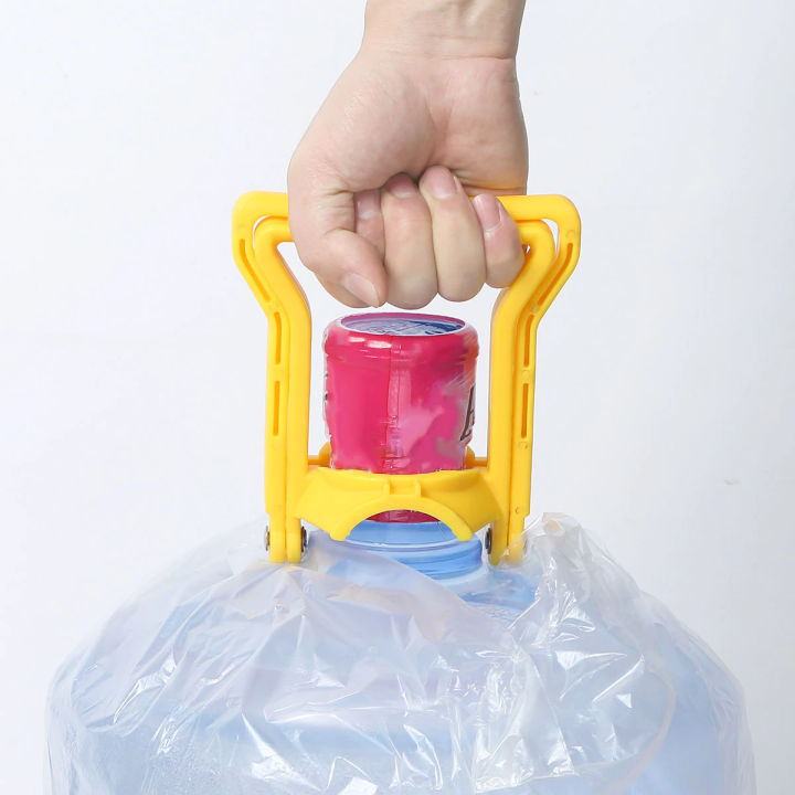 Water%20Bottle%20Handle%20water%20bottle%20lifter%20Easy%20Lifting%20Water%20Bottle%20Carrier%20-%20Water%20Bottle%20handle%20-%20Image%204
