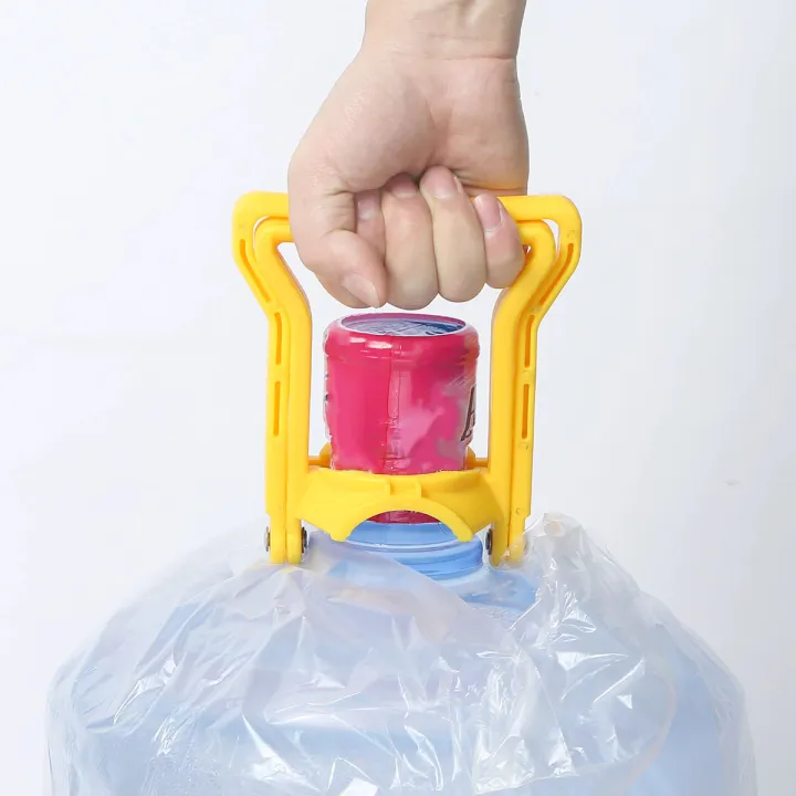 Water%20Bottle%20Handle%20water%20bottle%20lifter%20Easy%20Lifting%20Water%20Bottle%20Carrier%20-%20Water%20Bottle%20handle%20-%20Image%204