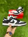Nike SB Dunk Low Panda. 