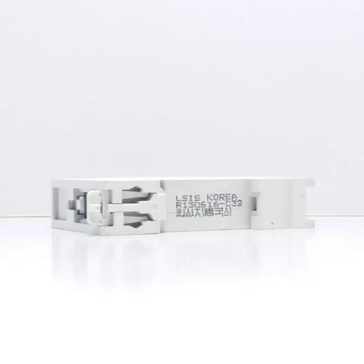 LS%20Miniature%20Circuit%20Breaker%20-%20Image%204