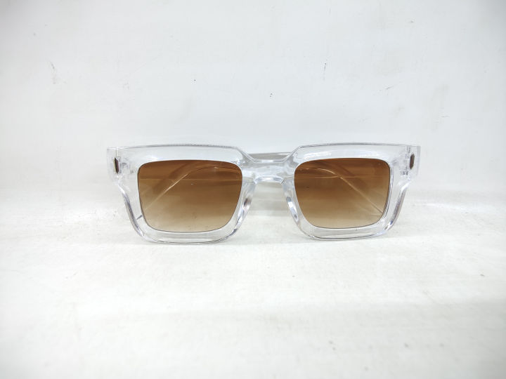 Retro%20Transparent%20Anti%20Blue%20Light%20Glasses%20%7C%20Best%20Quality%20anti%20glare%20sun%20glasses%20for%20protection%20against%20UV%20radiation%20and%20screen%20radiation%20-%20Image%202