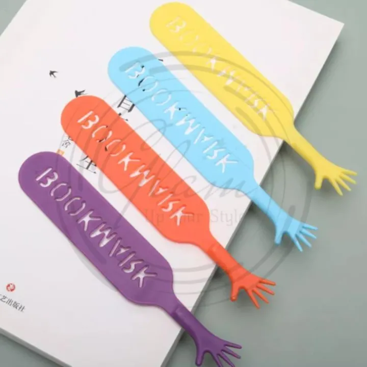 4PCS%20Cute%20HELP%20ME%20Hand%20Bookmark%20Novelty%20Ducument%20Book%20Marker%20Label%20Stationery%20-%20Image%202