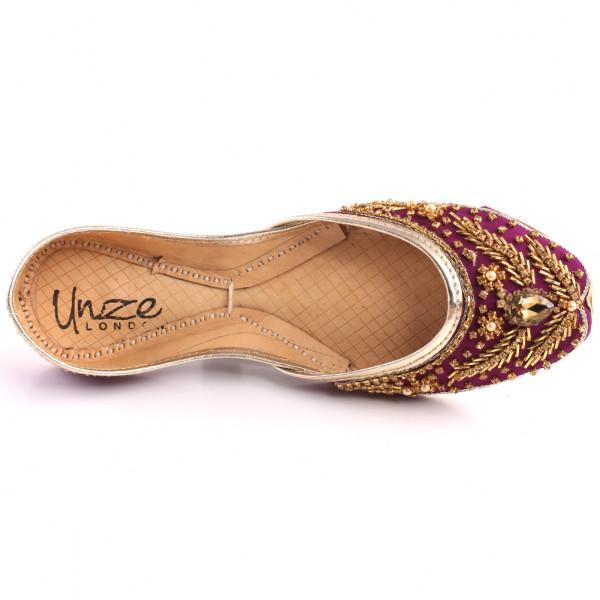 Women%20%E2%80%9CGINA%E2%80%9D%20Embossed%20Stone%20Indian%20Khussa%20-%20Image%205