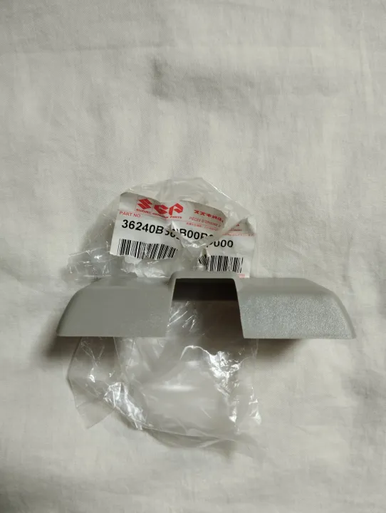 Roof%20Light%20Cover%20for%20Suzuki%20Cultus%20VXR/EFI%20old%20models%20(SGP)%20-%20Image%203