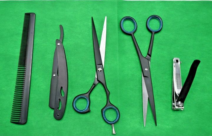 Professional%20Barber%20Shears%20Kit%20Personal%20Use%20Tools-%20Hair%20Cutting%20Scissors%20Set%20for%20Hairdresser/Hair%20Salon,%20Thinning/Texture%20Hairdressing%20Haircut%20Shear%20for%20Beautician%20,Straight%20Razor,%20with%20Case%20And%20Combination%20Of%20Best%20Tools%20For%20Barber%20Hair%20Removal%20-%20Image%206