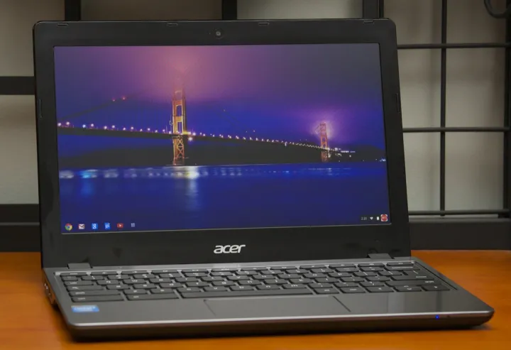 Acer%20Chromebook%20C720%20-%20Image%203