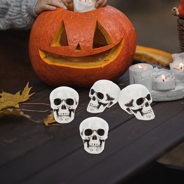10Pcs Creativity Halloween Mini Skeleton Head Terrifying Table Decor Skull Heads Scary Props Halloween Decor Props Skulls Decoration for Halloween Party