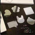 Stick small mirror on phone case Mini phone mirror sticker mirror phone mirror sticker mobile phone makeup mirror sticker. 