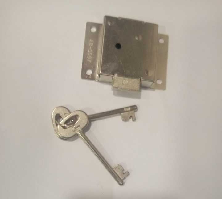 Cupboard%20lock%20long%20key%20silver%20-%20Image%204