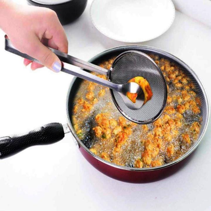 Multi-functional 2 in 1 Fry Tool Filter Spoon Strainer With Clip,Oil Frying BBQ Filter Stainless Steel Mesh Strainer Kitchen Tool Frying