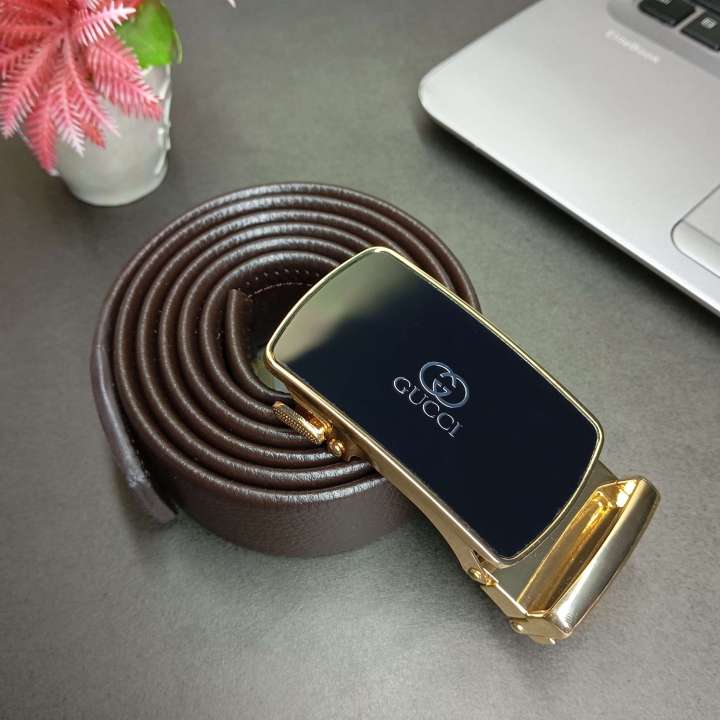 Premium%204%20in%201%20Leather%20Collection%20Gift%20Set%20for%20Men%20-%20Leather%20Wallet,%20Strap%20Watch,%20High-Quality%20Belt,%20Stylish%20Sunglasses%20with%20Premium%20Packing%20Box-%20Perfect%20Business%20Gift,%20Fashionable%20and%20Casual.%20-%20Image%208