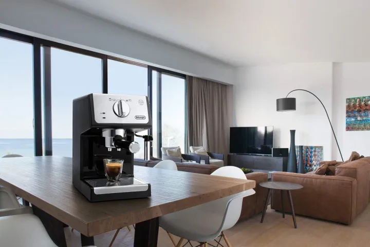 Delonghi%20Manual%20espresso%20machine%20ECP33.21.BK%20-%20Image%209