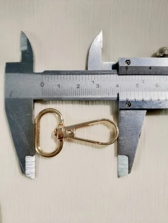 6,12%20pcs%2043,%2045,%2048mm%20Swivel%20Snap%20Hook%20Lobster%20Clasp%2043,%2045,%2048mm%20Buckle%20Lock%20for%20Keychains,%20Purses,%20Bags,%20Belts,%20and%20DIY%20Crafting%20Accessories%20-%20Durable%20Metal%20Clip%20for%20Jewelry%20Making%20%7C%20Sturdy%20Metal%20Clasp%20with%20360-Degree%20Rotation%20-%20Image%207