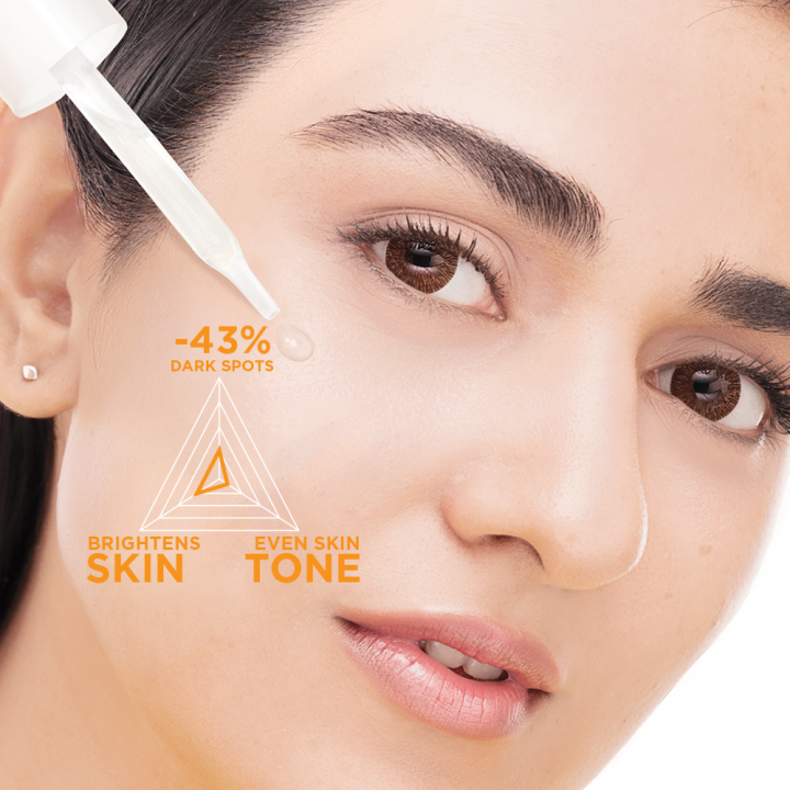 Garnier%20Skin%20Active%20Bright%20Complete%20Vitamin%20C%20Booster%20Serum%2015%20ML%20-%20Contains%20Niacinamide%20-%20Image%203