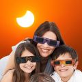 5Pcs Solar Eclipse Glasses Safety Shades Protects Eyes From Harmful Rays During Random Color 3D Outdoor Paper Eclipse Viewing Glasses. 