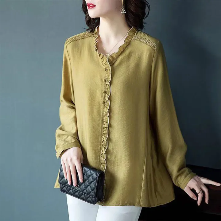 Women%20Shirt%20Comfortable%20Linen%20Cotton%20Solid%20Color%20Pleated%20Lace%20Stylish%20V-neck%20Long-sleeved%20Simple%20Loose%20Pullover%20Bottoming%20Shirt%20-%20Image%204