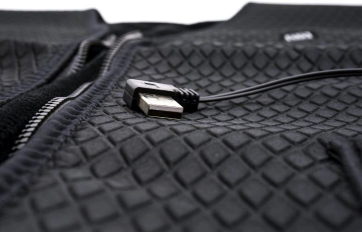 Freefa%20Men%E2%80%99s%20Electric%20Heating%20Vest%20%E2%80%93%20Heated%20Wearable%20Vest,%20Black,%20Size%20XXL,%20USB%20Rechargeable,%20Winter%20Warmer%20for%20Outdoor%20&%20Indoor%20Use%20-%20Image%206