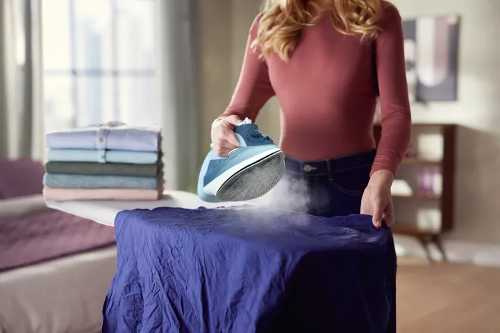Philips%205000%20Series%20Steam%20iron%20DST5020/26%20(Free%20Shipping%20&%20Exclusive%20Discounts%20via%20Voucher)%20-%20Image%207