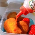 Mini Tomato Ketchup Bottle Portable Sauce Salad Bottle ,Reusable Plastic Sauce Containers for Ketchup Food-Safe & Freezer-Safe, Ketchup Squeeze Bottle. 