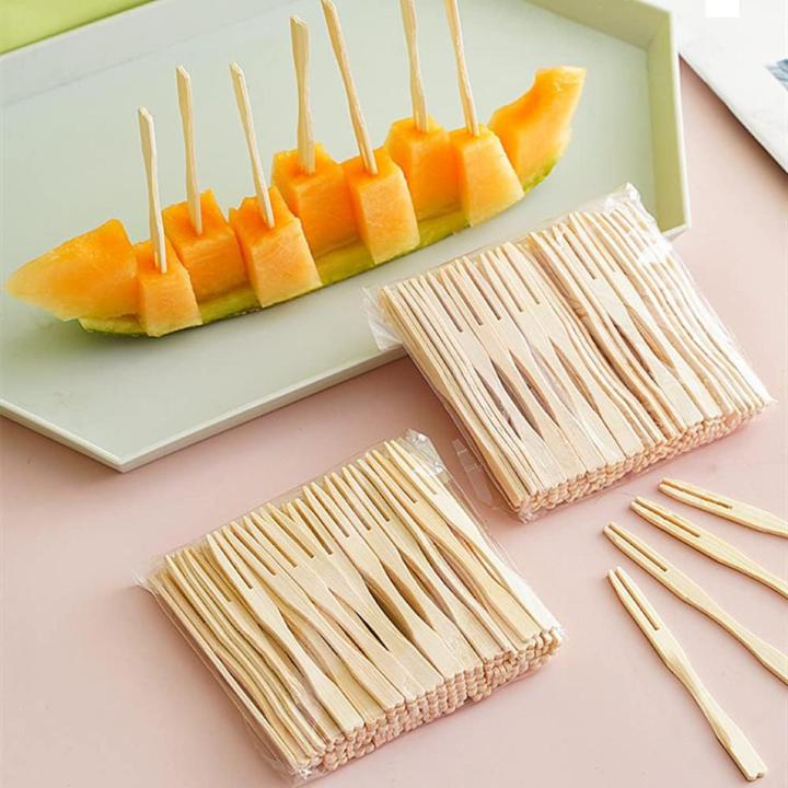 Techmanistan 100 Piece's Bamboo Mini Tasting Forks Fruit Picks 3.5 Inch Mini Bamboo Forks, Wooden Fruit Forks, Small Appetizer Forks, Cocktail Forks, Fruit Forks, Appetizer Toothpicks
