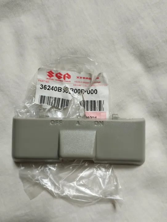 Roof%20Light%20Cover%20for%20Suzuki%20Cultus%20VXR/EFI%20old%20models%20(SGP)%20-%20Image%202