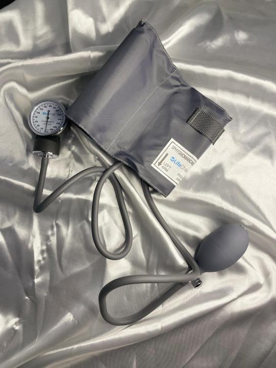 Life care -LifeChek Professional Manual Blood Pressure Cuff – Aneroid Sphygmomanometer TD-7250
