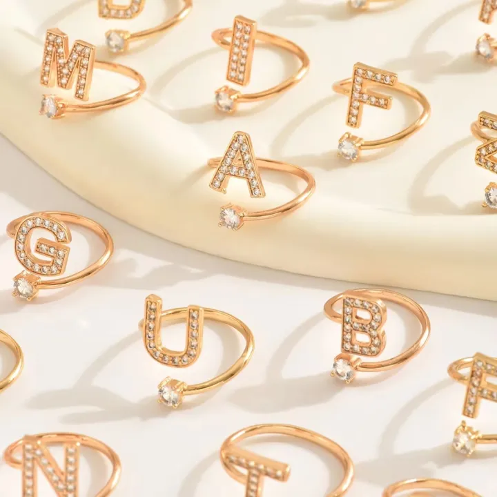 Elegant%20and%20Personalized%20Initial%20Letter%20Name%20Ring%20-%20Image%207