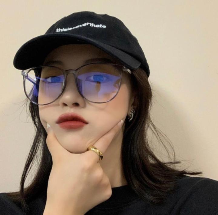 White%20Transparent%20Lightweight%20Anti%20Glare%20UV%20Ray%20Eyeglasses%20For%20Men/Women%20-%20Image%205