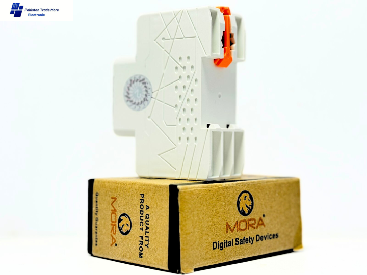 MORA%2080A%20ADJUSTABLE%20VOLTAGE%20OVER%20AND%20UNDER%20PROTECTOR%20RELAY%20BREAKER%20WITH%20OVER%20CURRENT%20PROTECTION%20-%20Image%205