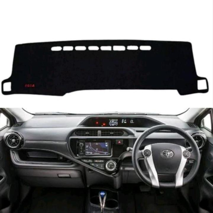 Toyota Aqua Dashboard Cover
