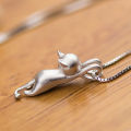 Fashion Women Silver Plated Cute Climbing Cat Charm Pendant Necklace Jewelry. 