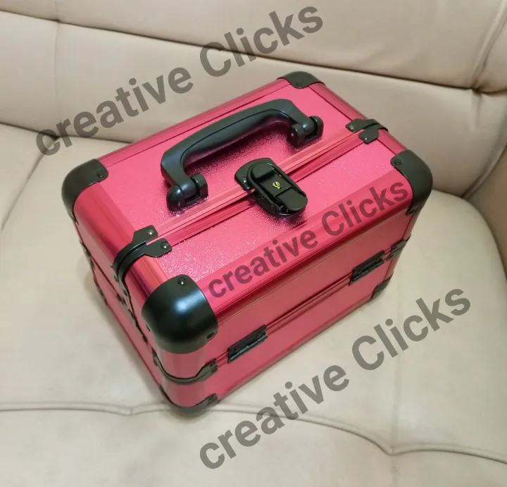 NEW%20Vanity%20Box%20Case,%20Aluminium%20Make%20Up%20Case,%20Cosmetic%20Case,%20Make%20Up%20Box,%20Beauty%20Case%20-Pink%20Color%20-%20Image%202