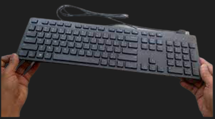 Del.l%20KB216%20Italian%20Ergonomic%20Keyboard:%20Type%20with%20Comfort%20and%20Style%20-%20Image%205